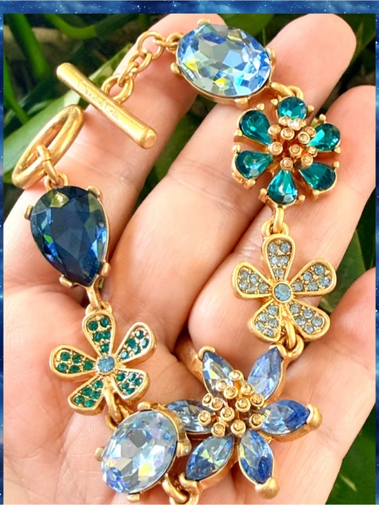 Oscar de la Renta Jewelry - Oscar de la Renta Gold-Tone Bracelet with Blue and Teal Floral Crystals